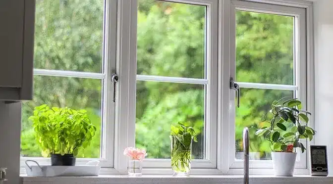 پنجره UPVC: